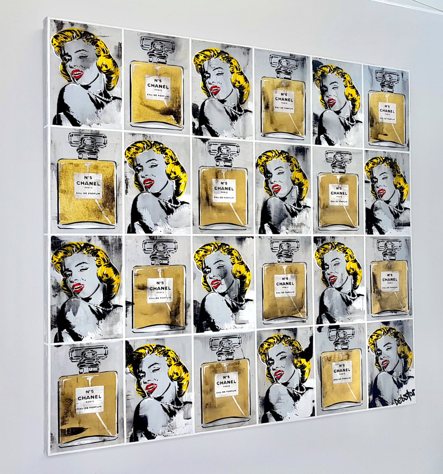 Advertising Space - Marilyn Monroe + Chanel No5 - 4