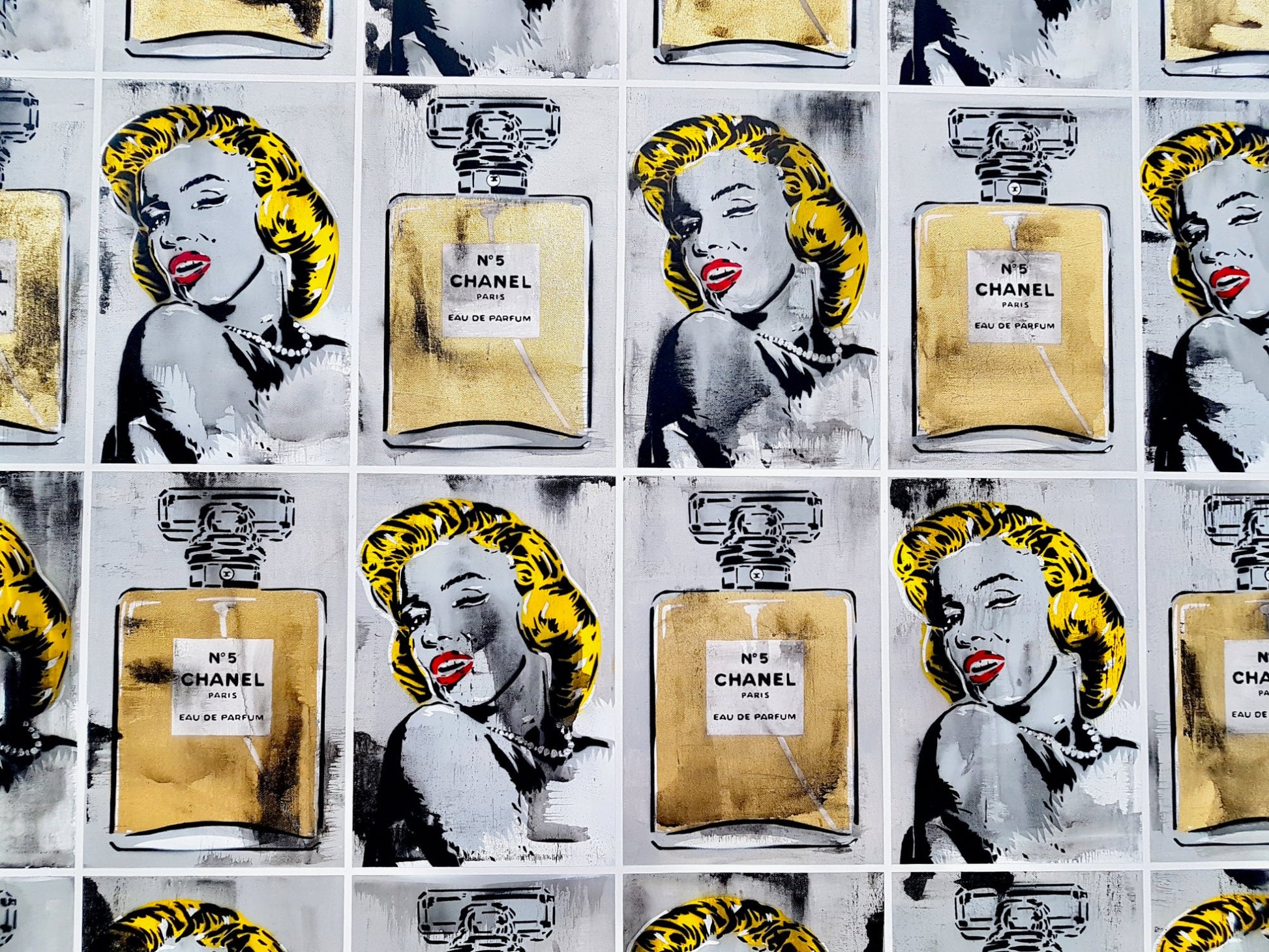 Advertising Space - Marilyn Monroe + Chanel No5 - 5